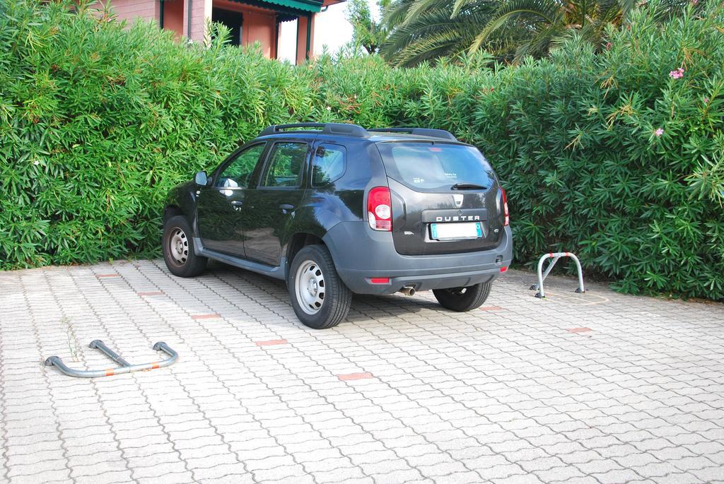 Appartamenti Gelsomino - Clima, Terrazze E Posti Auto Marina di Campo Exterior photo